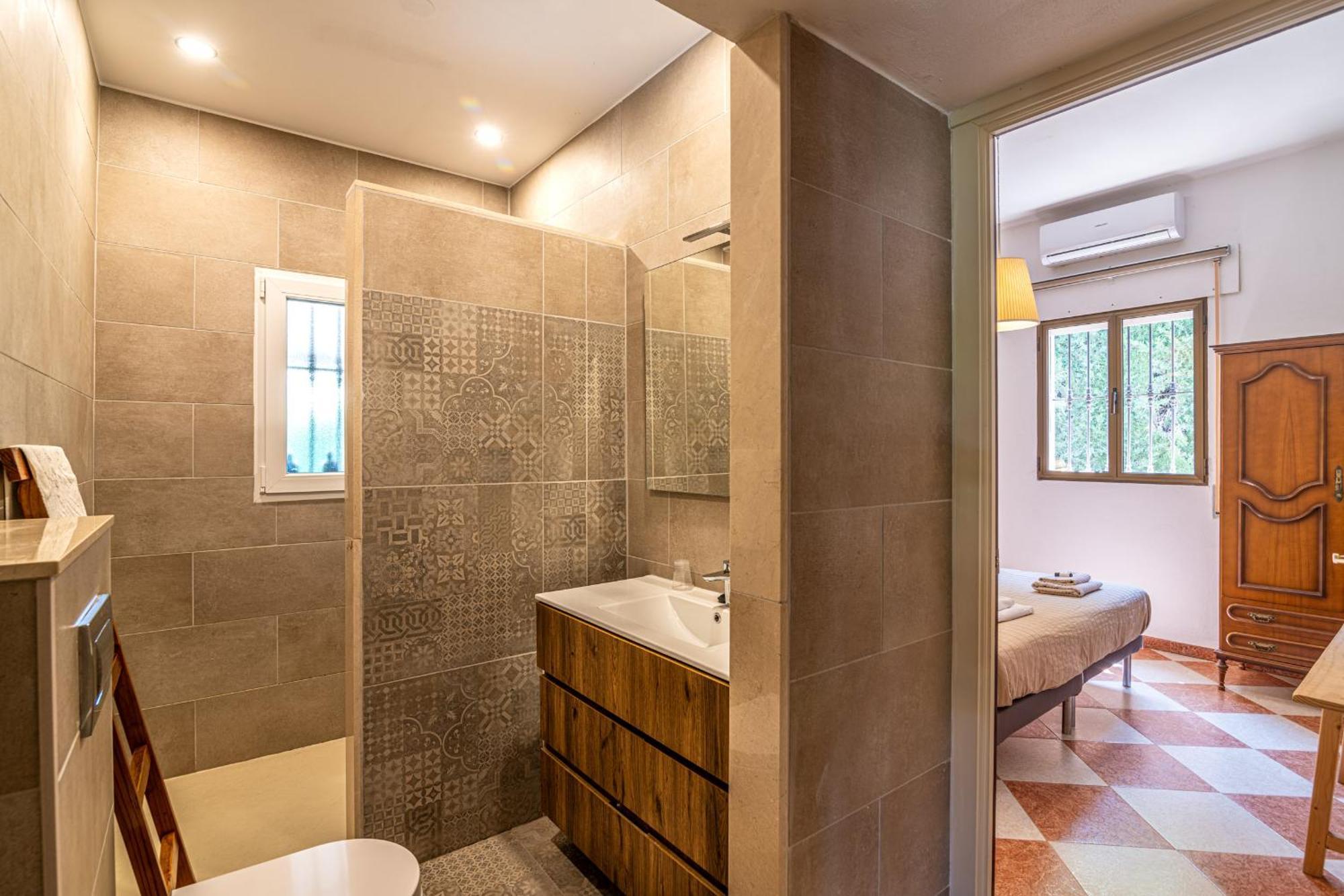 B&B Casa Adelante Sevilla เอสปาร์ตินาส ภายนอก รูปภาพ